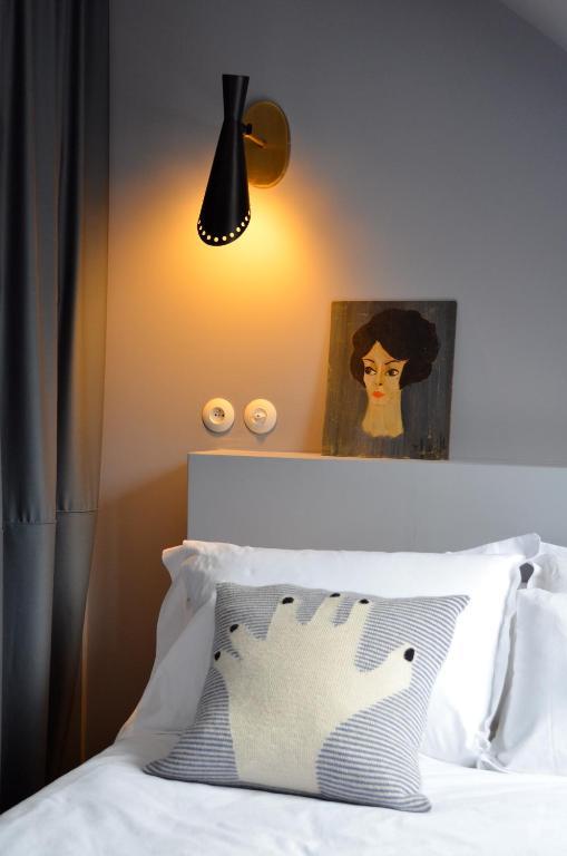 Hotel Les Pilotes 3*
